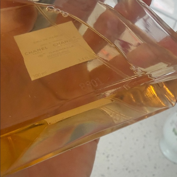 CHANEL Gabrielle Eau de Parfum — Amber-Gold Fragrance Bottle 3.7 - Picture 3 of 3